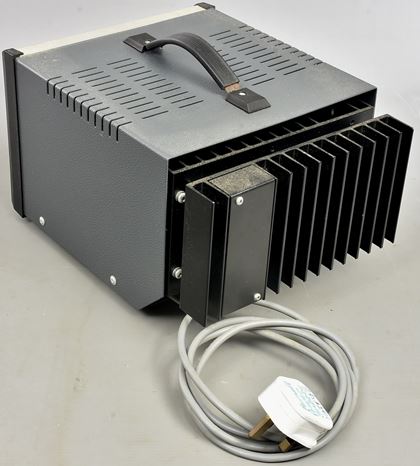 various-Farnell TOPS 4D Triple Output PSU